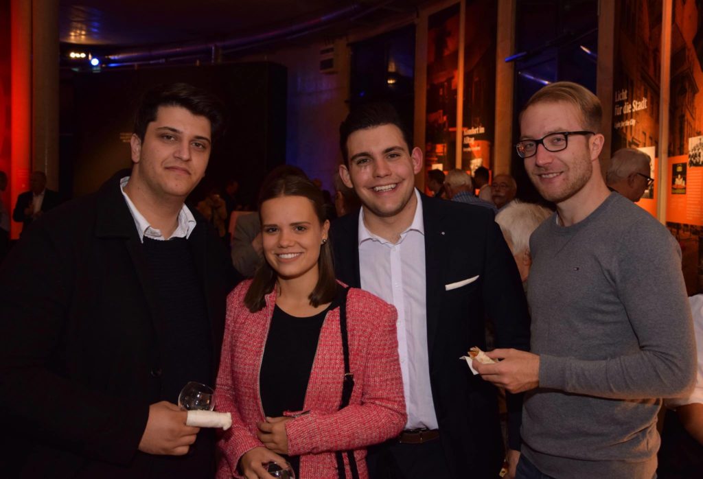 21458078_10156240879857137_6951658585426186376_o